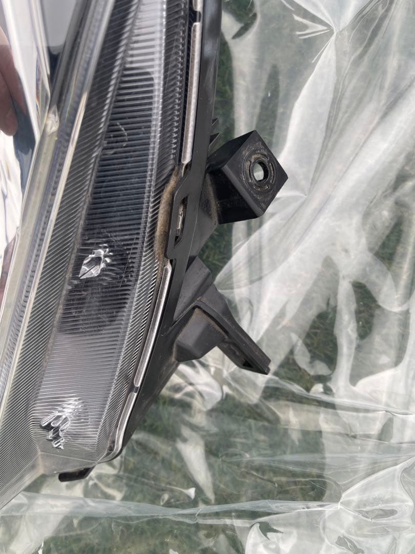 美品　日産ノートE12 LEDヘッドライト右
