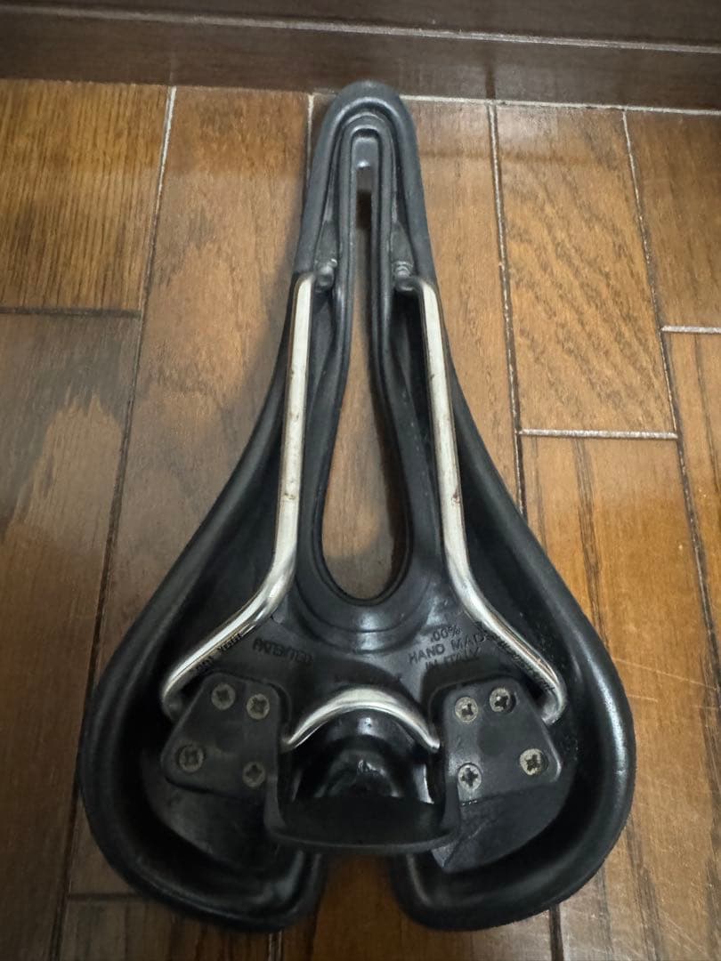 Selle SMP Hell サドル ブラック