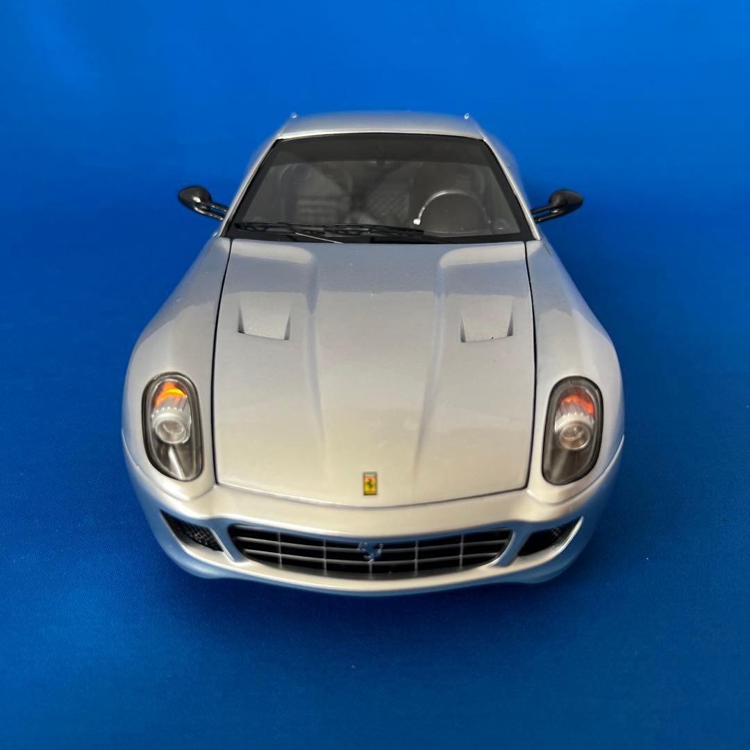 エリート　1/18 フェラーリ599 GTB フィオラノ　ALUMINUM