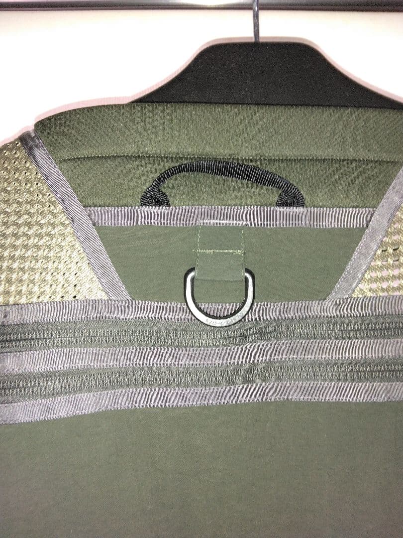 patagonia フィッシングベスト オリーブグリーン新品
