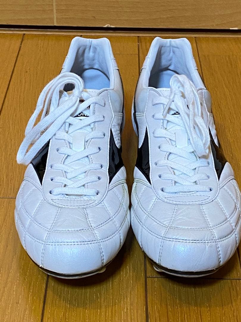 極美品 ミズノ モレリア2JAPANクロスステッチ 27.0 スパイク