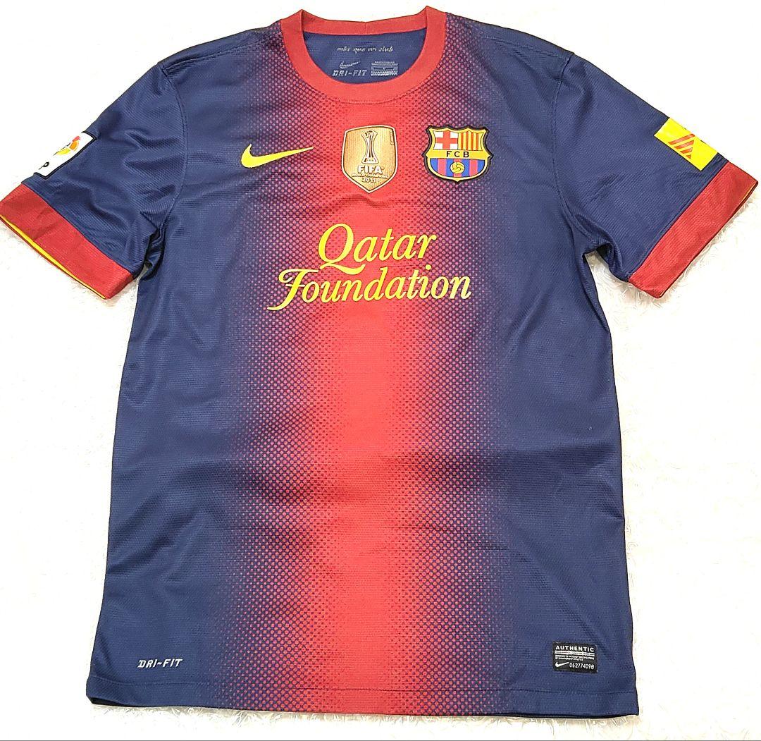 【レア】【美品】2011FIFAクラブW杯優勝パッチ付　バルセロナ メッシ ユニ
