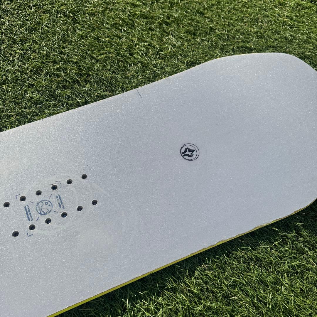 23/24 CAPiTA DOA スノーボード 150cm