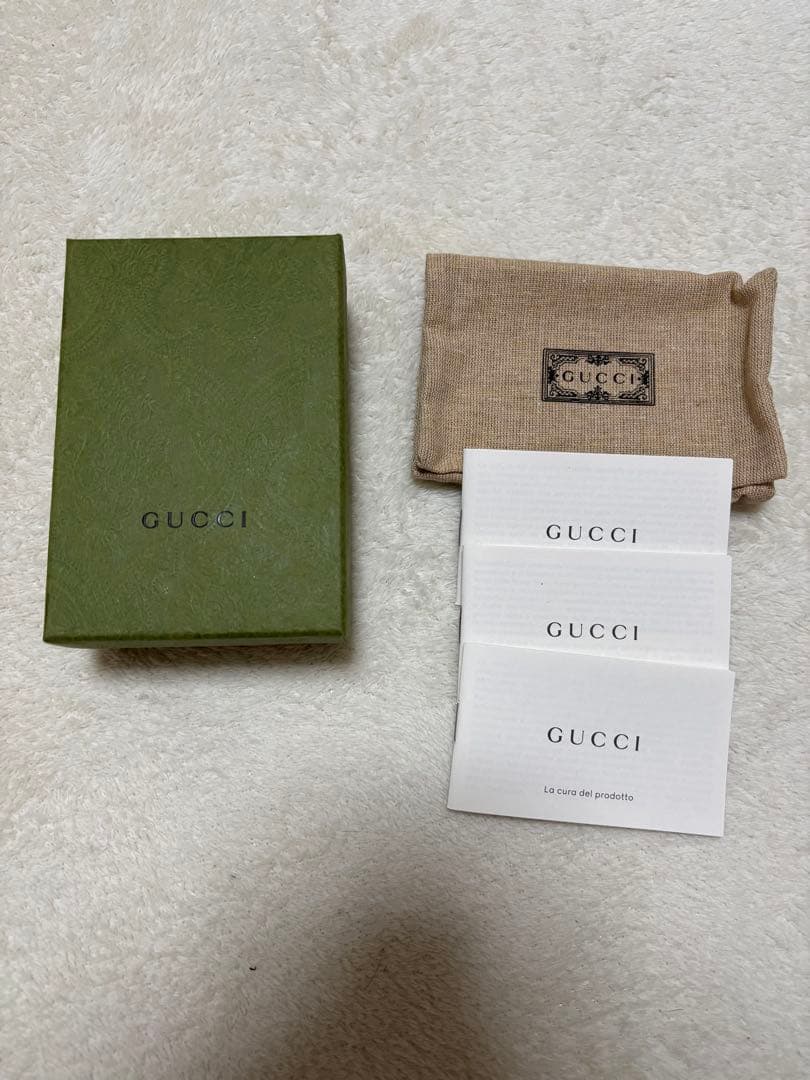 Gucci GGロゴ ベージュレザーキーケース　箱付き