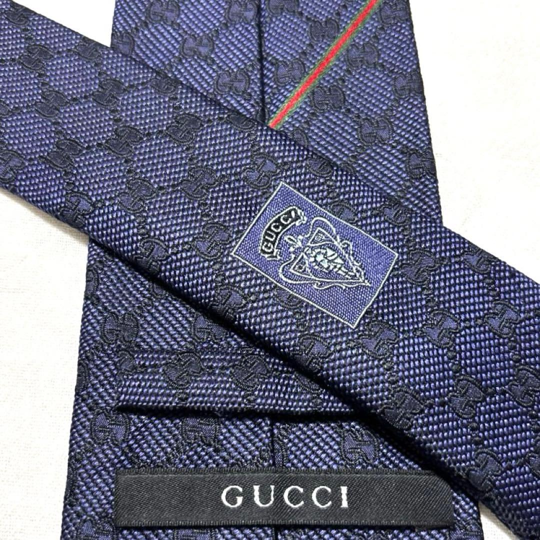 GUCCI グッチ　ネクタイ　ネイビー　シェリーライン　GG柄　美品