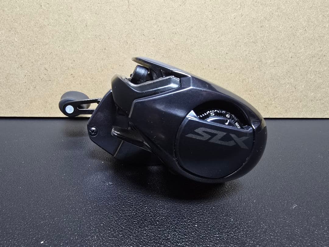 24 SLX 70 中古