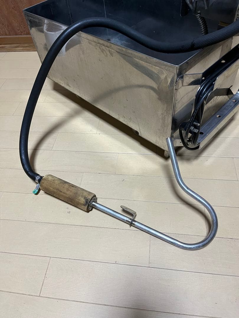 2017年製　業務用油ろ過機　濾過器　濾過装置　SUF-30 100v 動作品