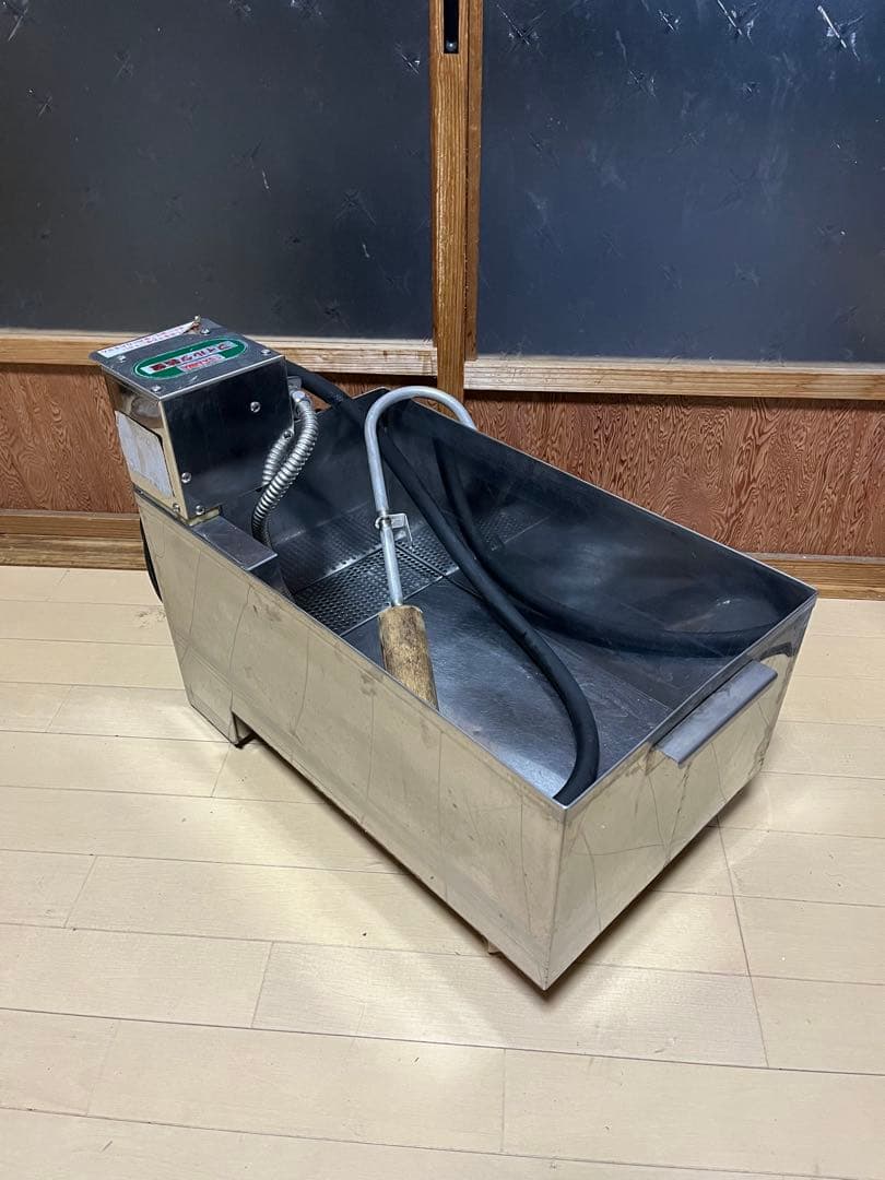 2017年製　業務用油ろ過機　濾過器　濾過装置　SUF-30 100v 動作品