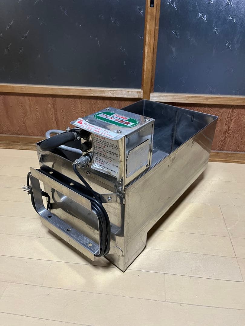 2017年製　業務用油ろ過機　濾過器　濾過装置　SUF-30 100v 動作品