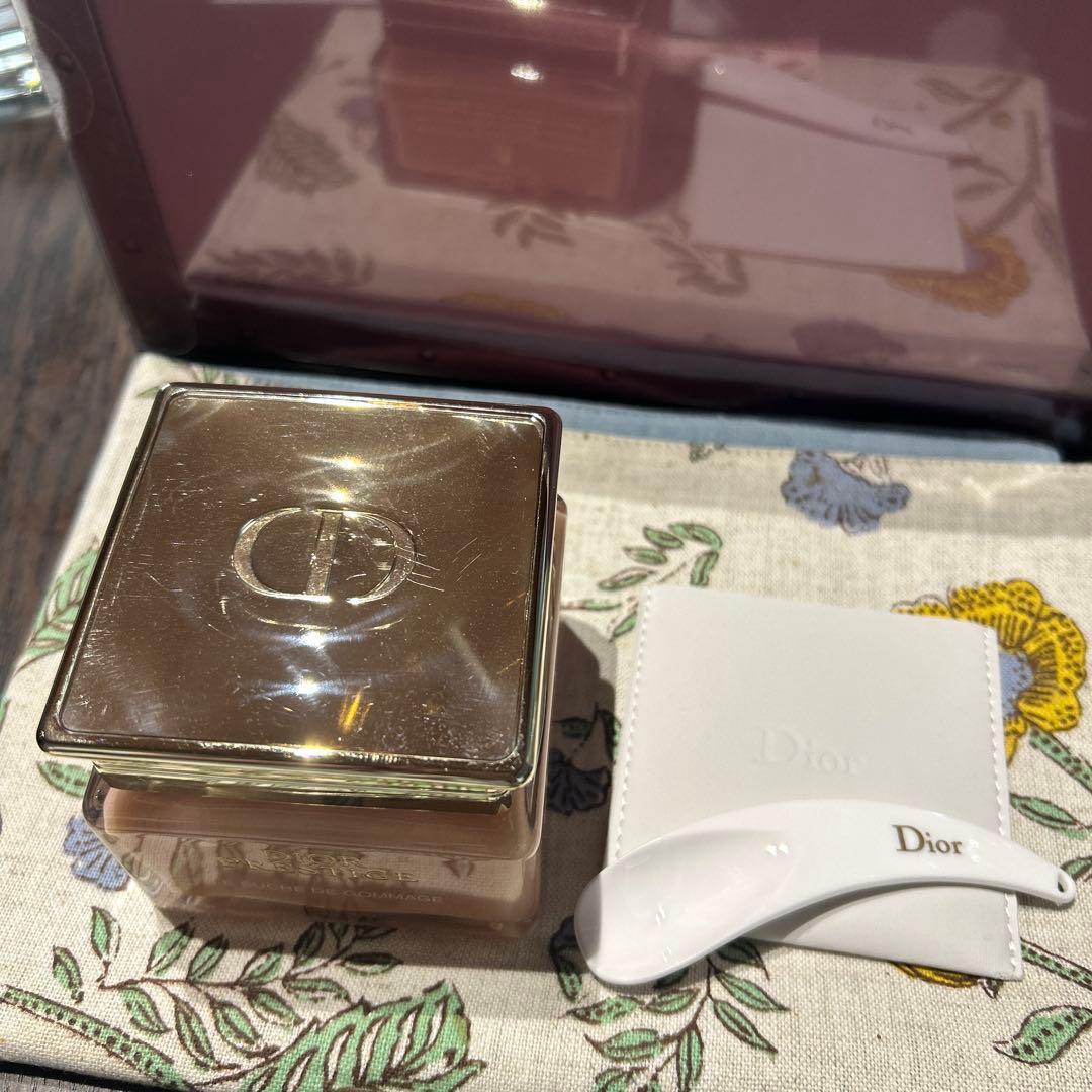 Dior プレステージ ル ゴマージュ 150ml スパチュラ付き