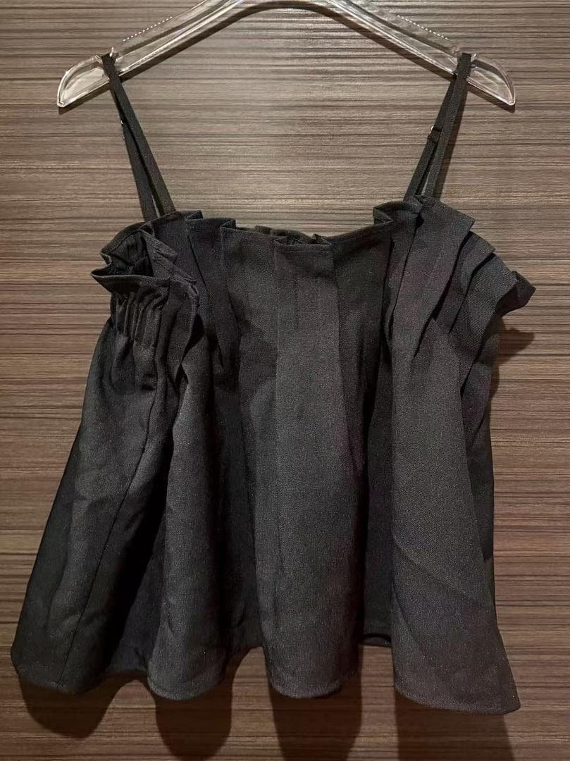 新品 CAPRICIEUX LE'MAGE オールシーズン◎ タックフレアキャミ