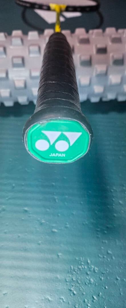 YONEX ナノフレア 1000z pro 3u5 ガットは27ポンド値下げ