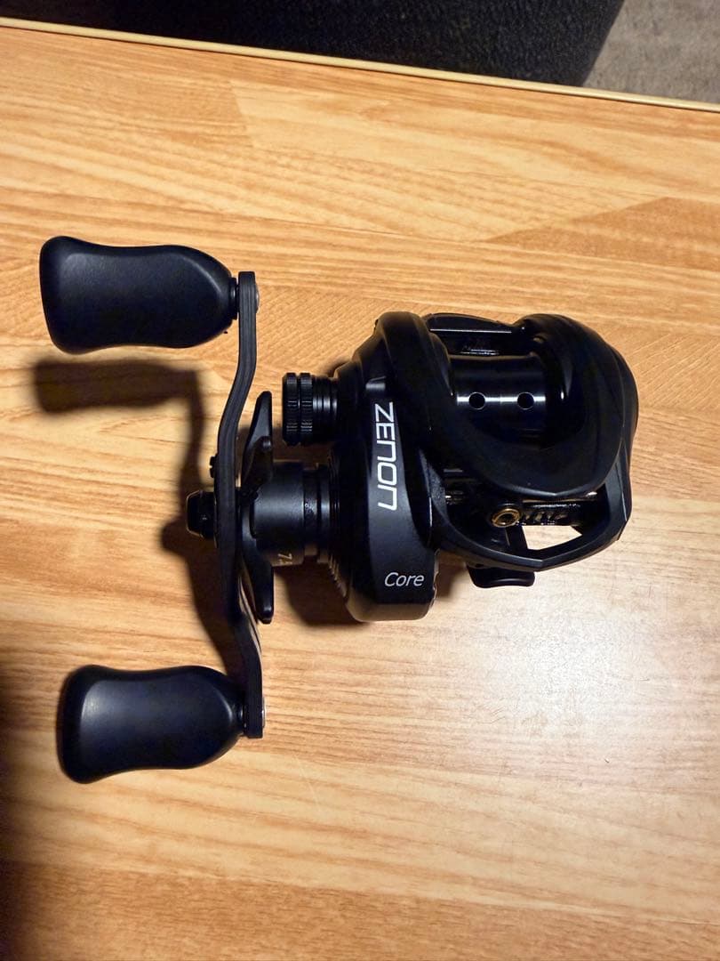 Abu Garcia Zenon Core BF7 ベイトリール