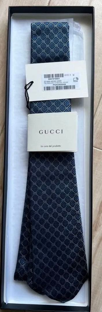 GUCCI ネクタイ ネイビー 幾何学模様