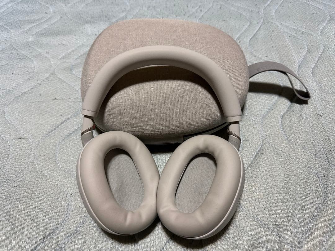 SONY WH-1000XM6 ワイヤレスヘッドホン　プラチナシルバー