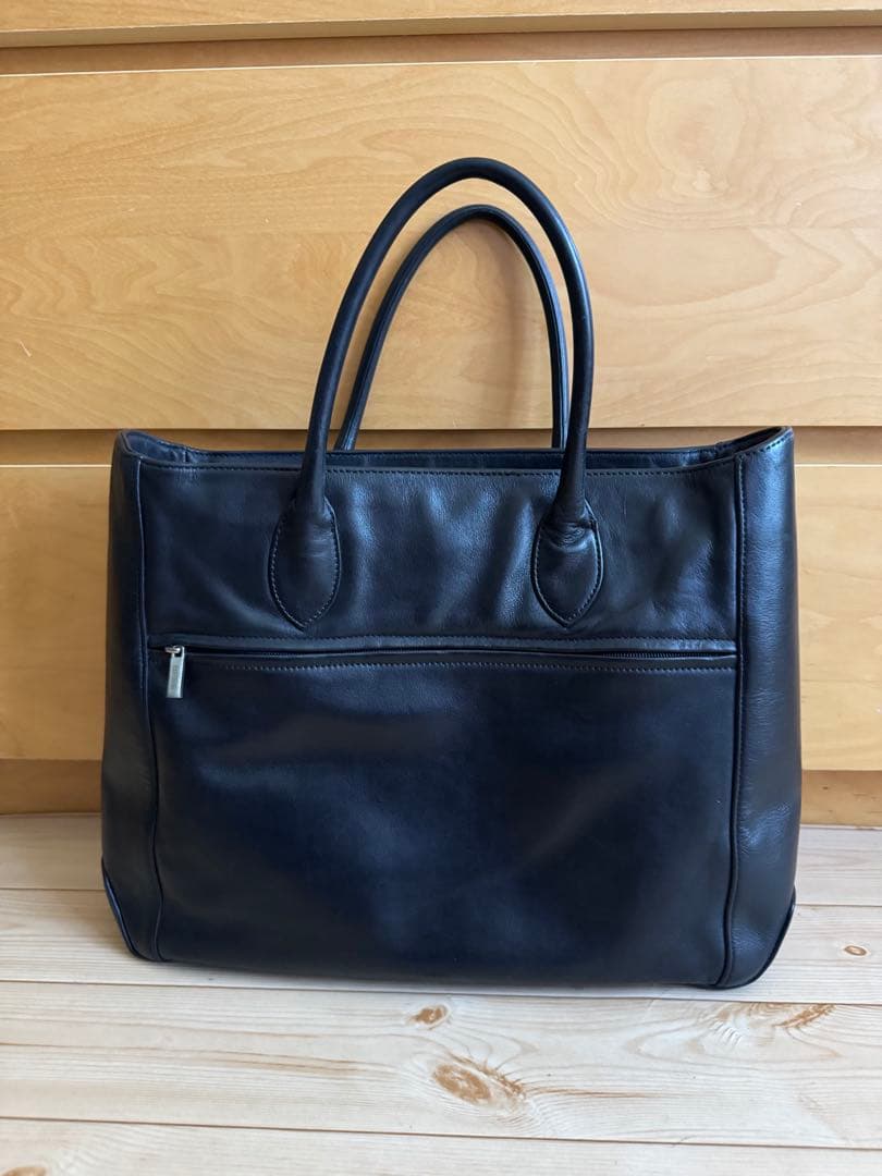 【とも】BREE 本革レザートートバッグ 黒 A4可