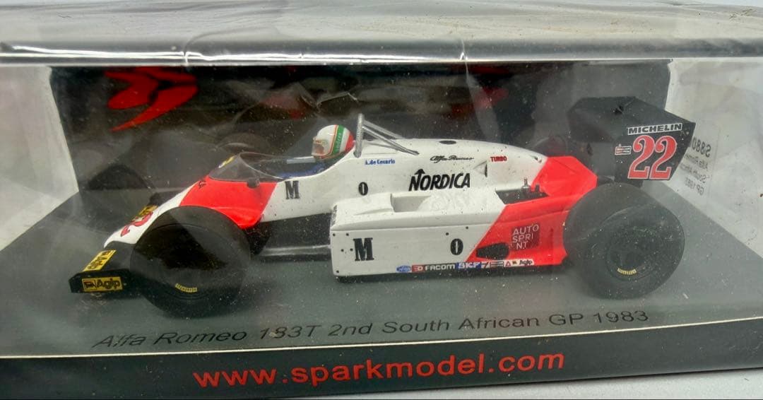 美品 1/43 スパーク アルファロメオ 183T 南アフリカGP 1983
