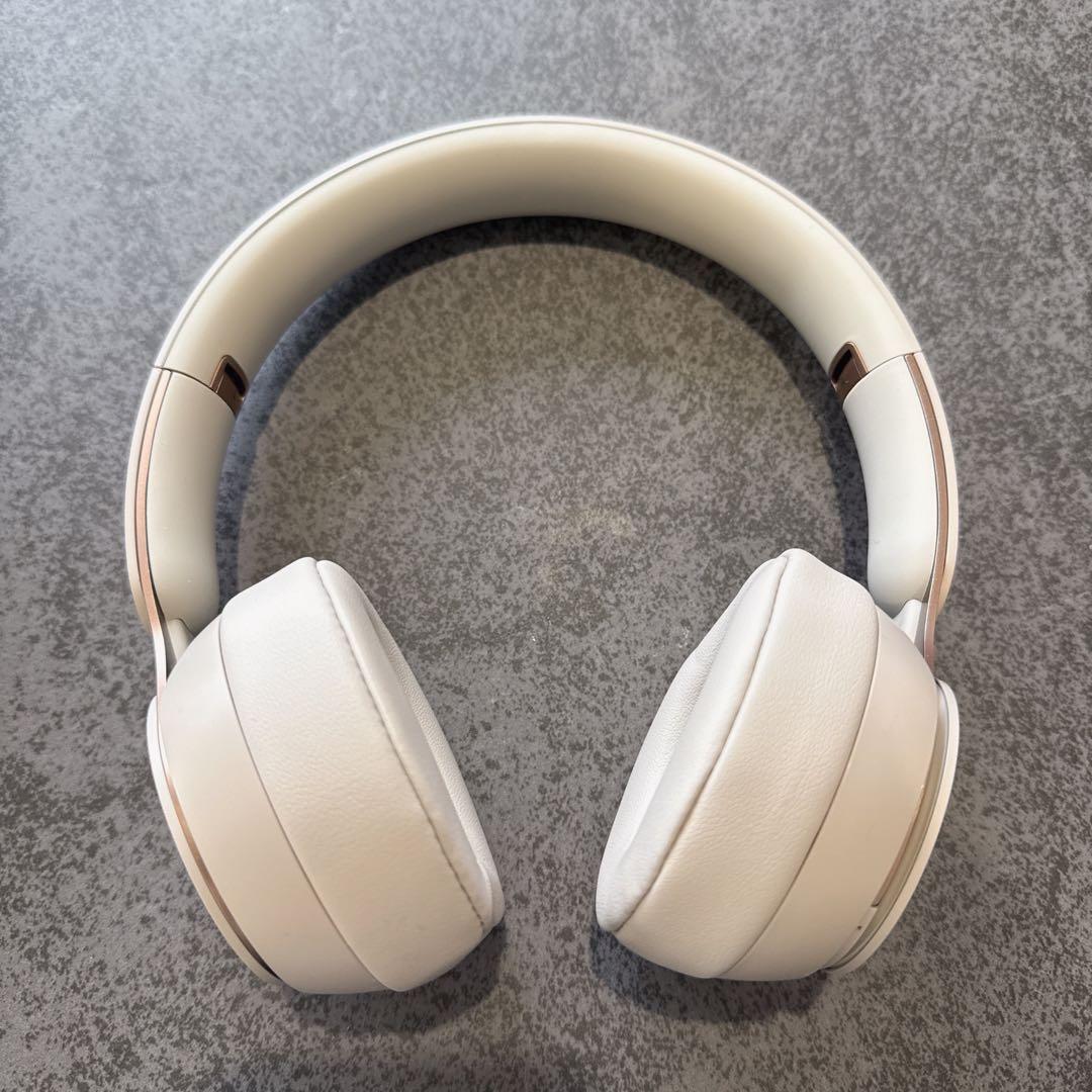 Beats ヘッドホン(ケース、コード付き)