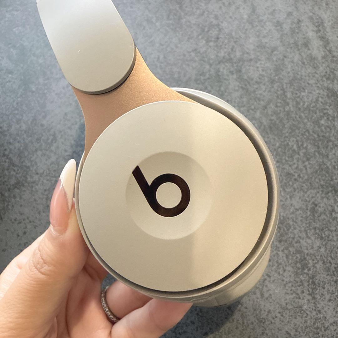 Beats ヘッドホン(ケース、コード付き)