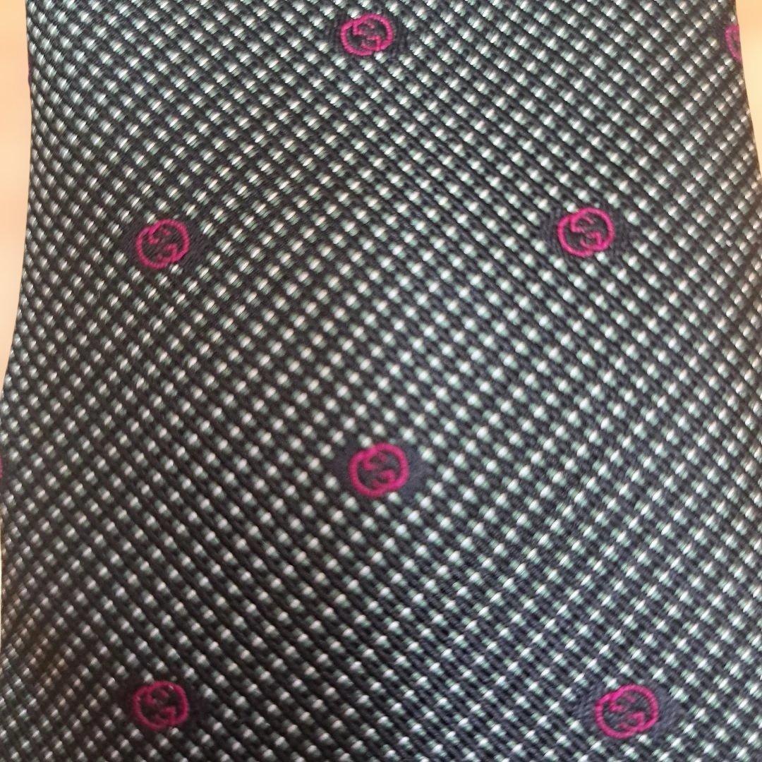 GUCCI ドット柄 ネクタイ シルク製