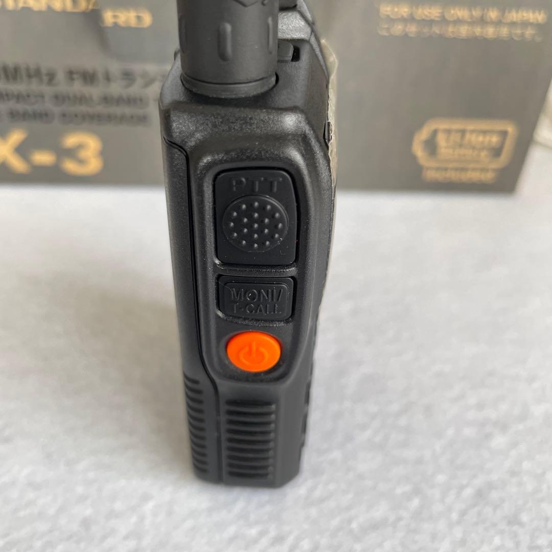 YAESU / STANDARD VX-3 トランシーバー 新品バッテリー付き