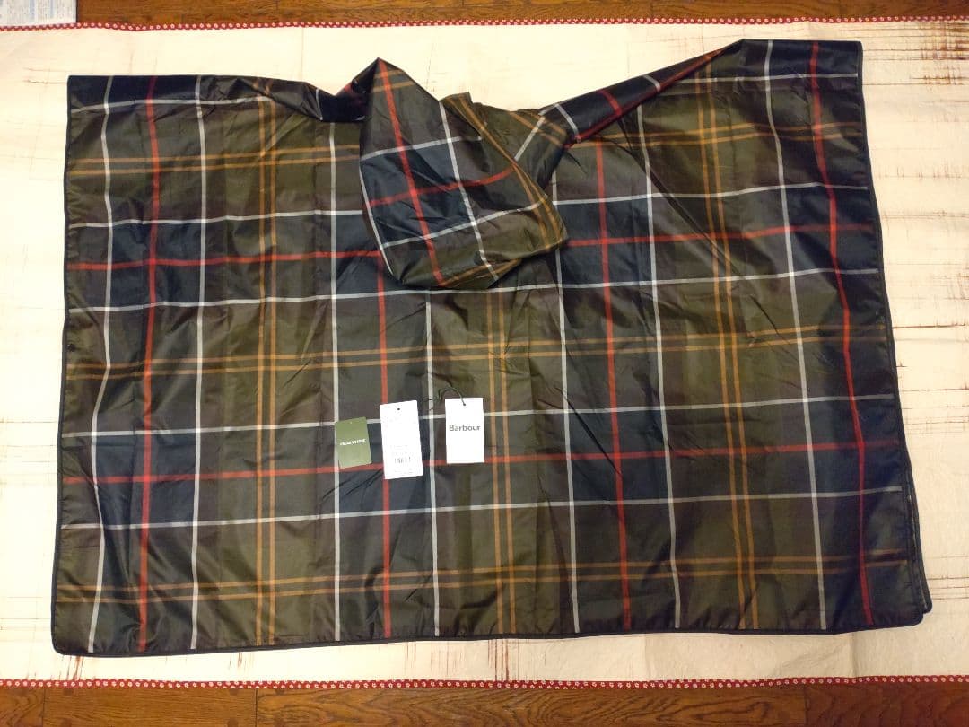 Barbour チェック柄 レインポンチョ　フリーサイズ　フード一体