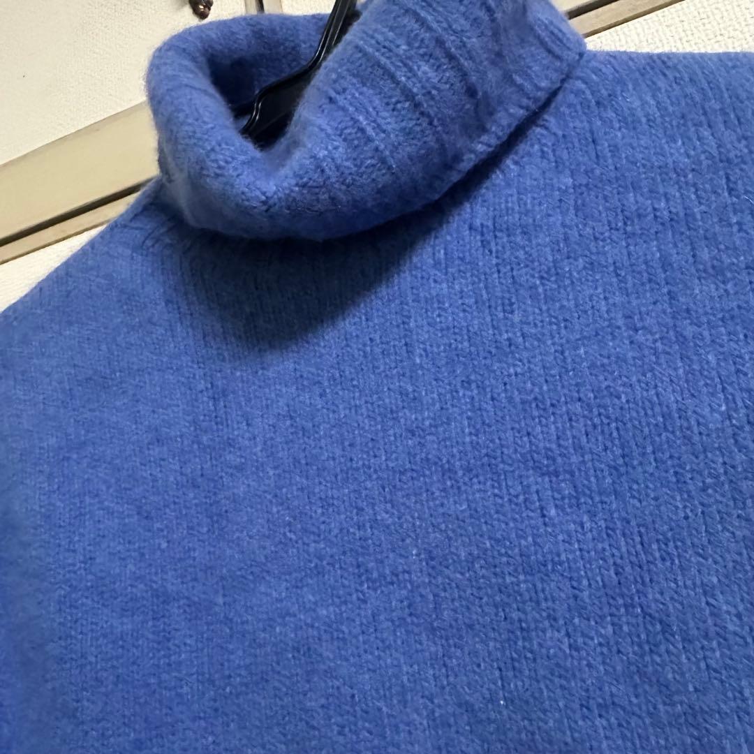 アルペロベロモチーフ透け感ニットベスト＆カシミア混タートルセーター