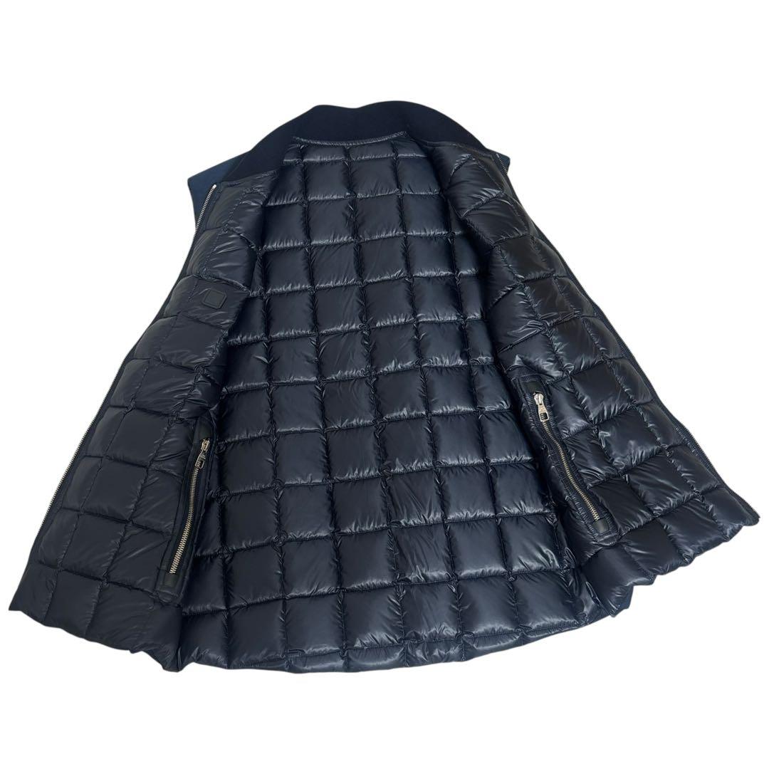 【極美品】LOUIS VUITTIONリバーシブルダウン　ベストsize52軽量