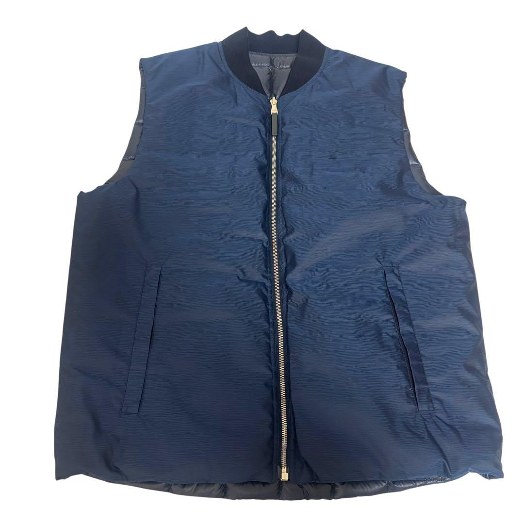 【極美品】LOUIS VUITTIONリバーシブルダウン　ベストsize52軽量