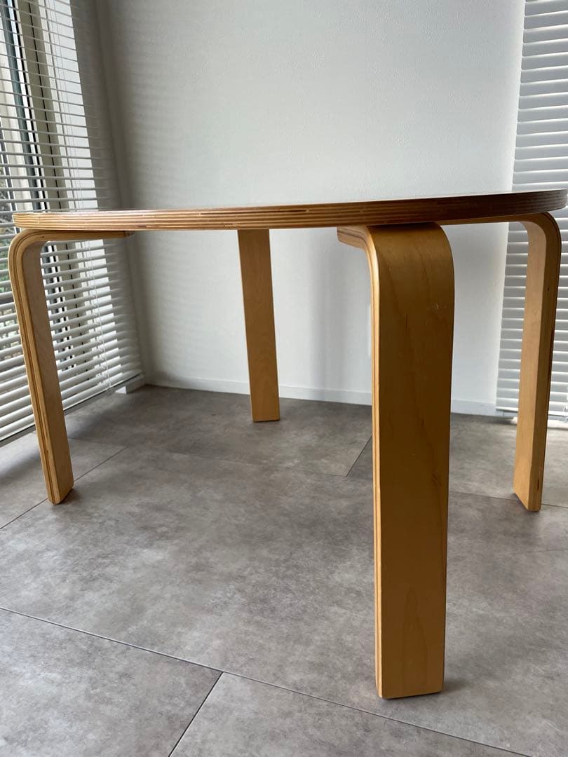 IKEA SVALSTA コーヒーテーブル　ローテーブル　ソファテーブル
