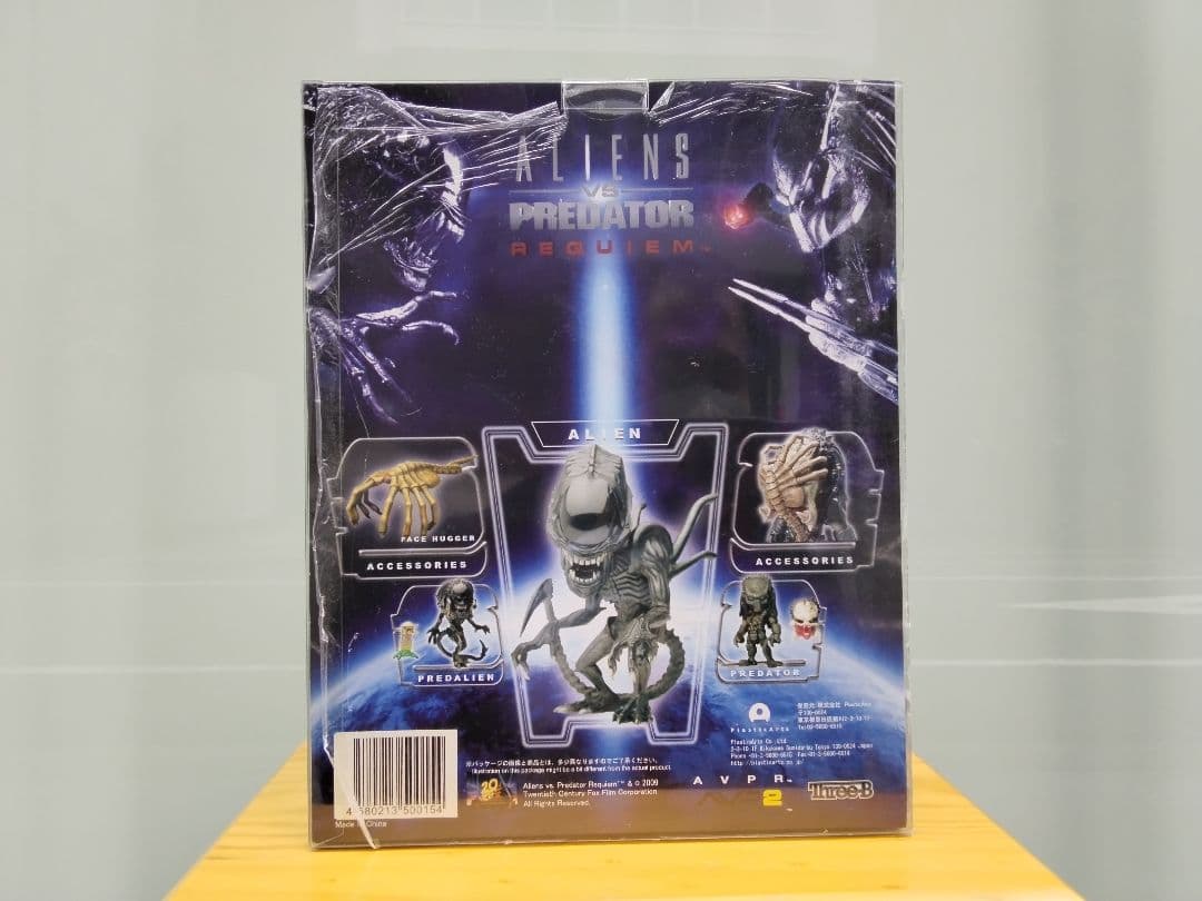 X*X様 Three-B　AVPR　エイリアン フィギュア　豆魚雷限定