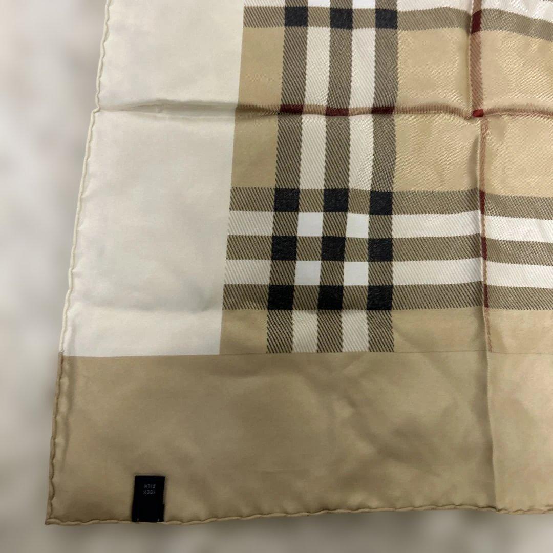 バーバリー　シルクスカーフ　ノバチェック　レッド×ベージュ　タグ付き未使用❣️