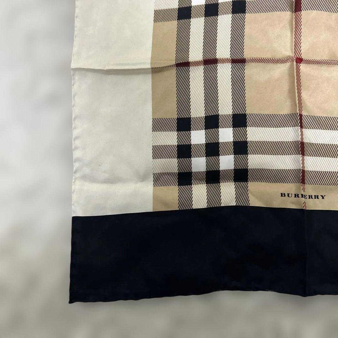 バーバリー　シルクスカーフ　ノバチェック　レッド×ベージュ　タグ付き未使用❣️