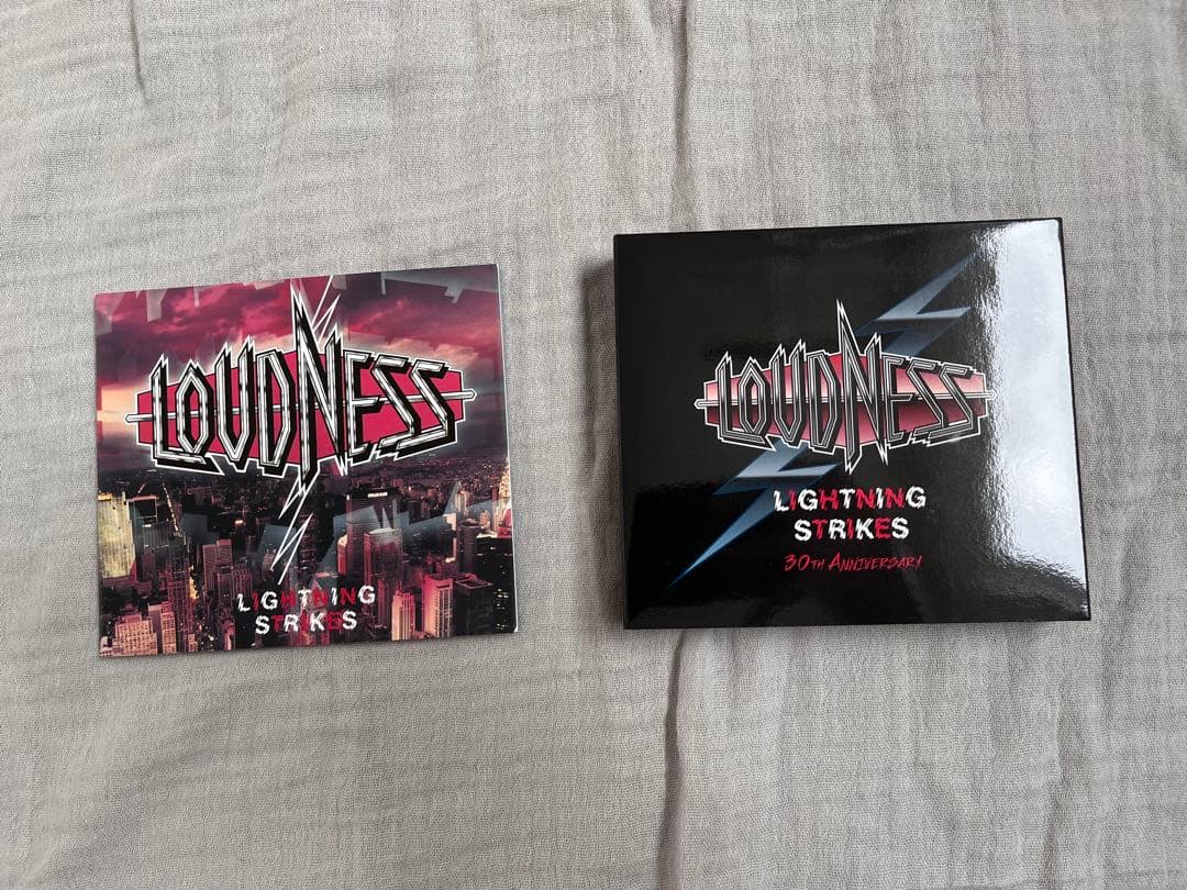 邦楽 LOUDNESS LIGHTNING STRIKES 30th