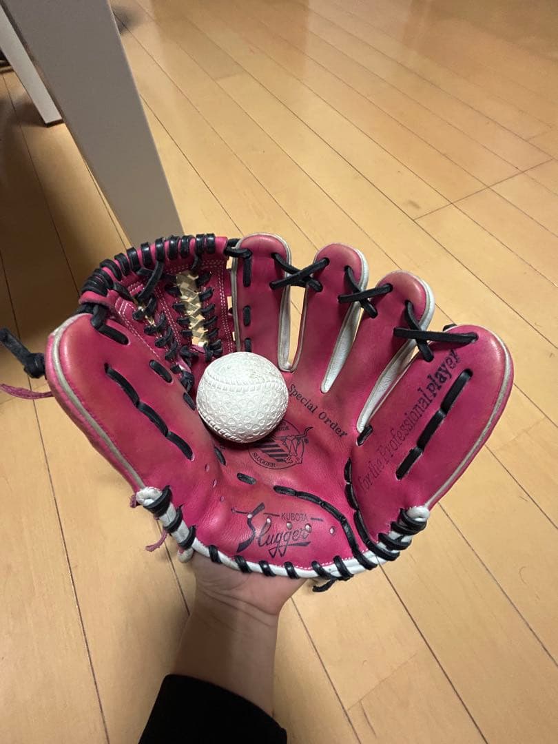 ち*め様 Slugger スラッガーグローブ　オーダーグラブ　廃盤ラベル