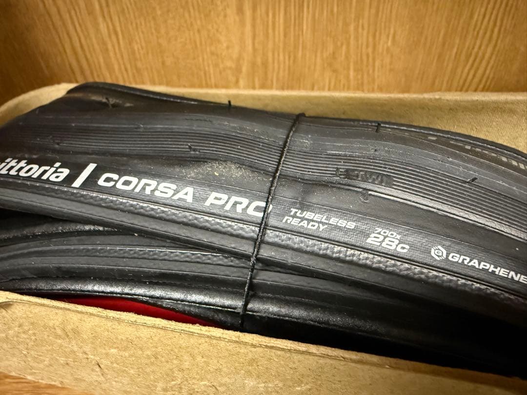 【新品/限定カラー】 Corsa Pro 700x28C TLR
