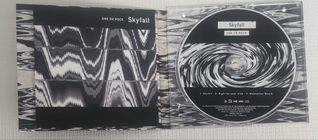 ONE OK ROCK　Skyfall　CD　ワン・オクロック　スカイフォール