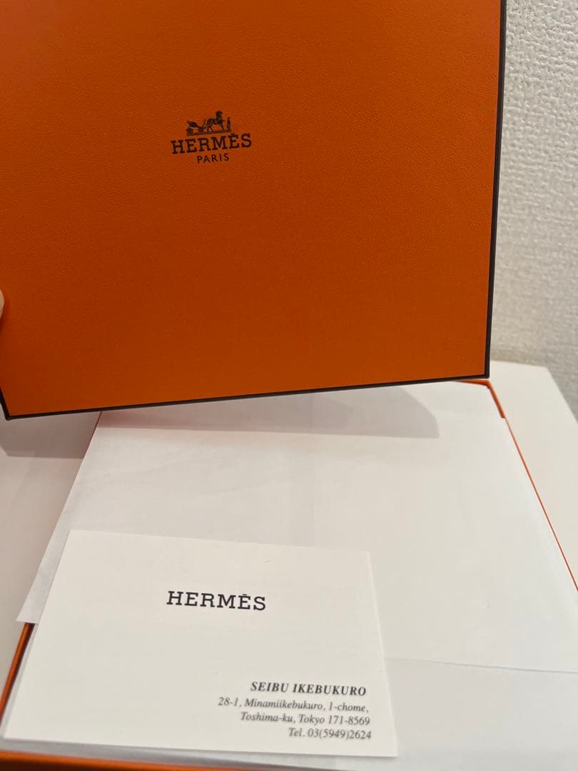 HERMES Hロゴ ピンクタオルハンカチ