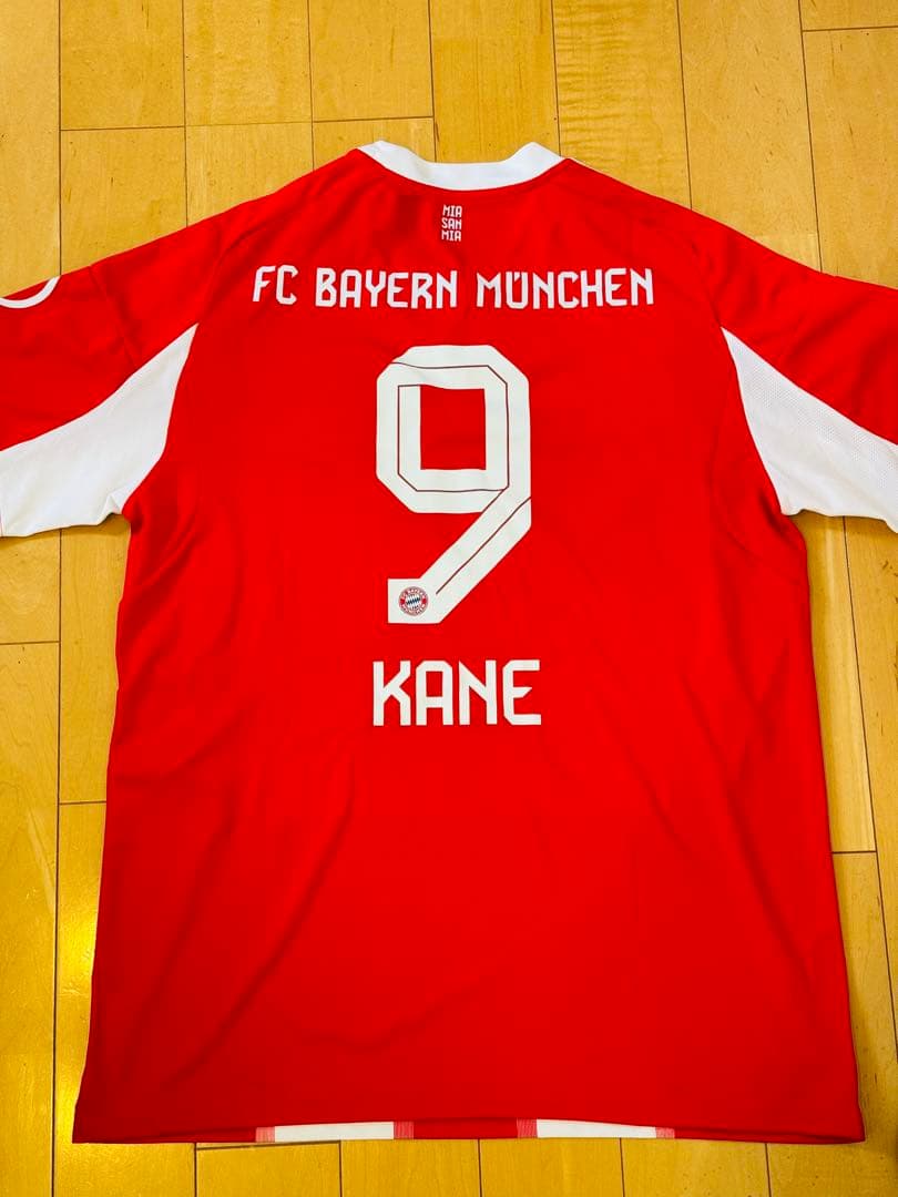 FCバイエルン・ミュンヘン KANE 9番 オーセンティックユニフォーム