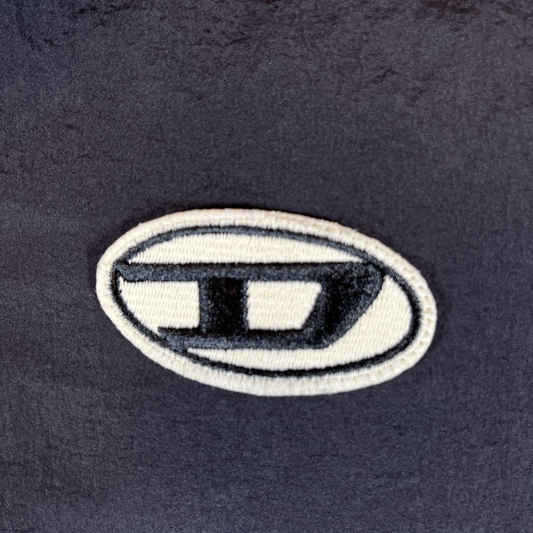 【人気モデル】DIESEL ディーゼル Dロゴ 中綿ダウンベスト y2kブラック