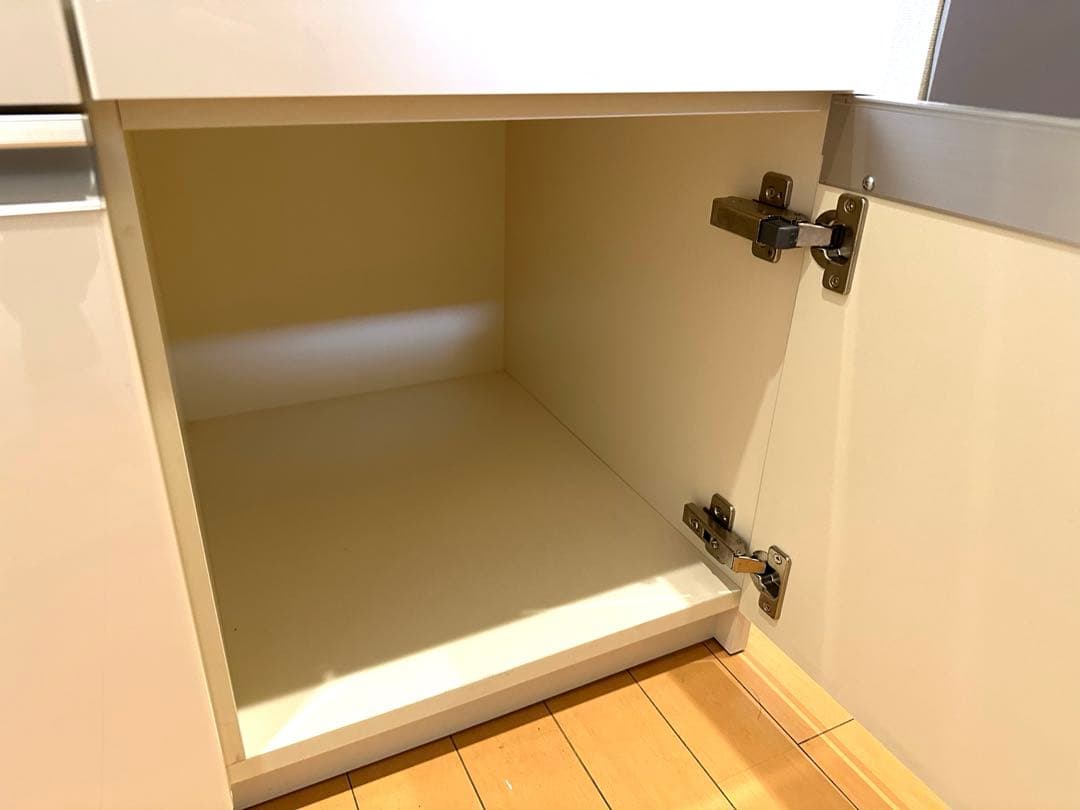 ☆送料込み☆ パモウナ キッチンボード カップボード