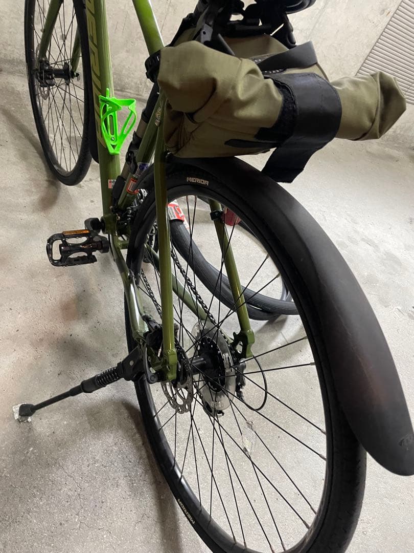 MERIDA 自転車　おまけのタイヤ付き