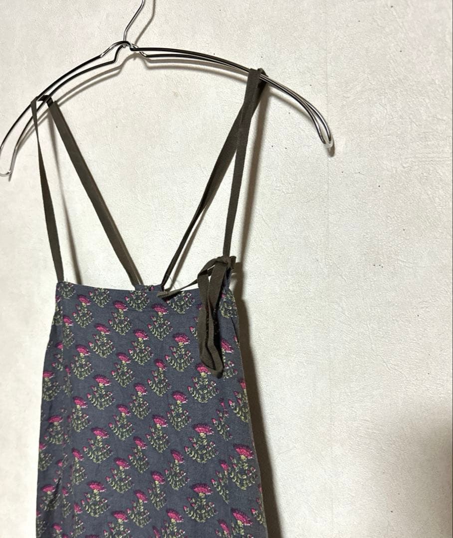 ✨美品❤️✨北欧暮らしの道具店　エプロンドレス　花柄　グレー　麻　レーヨン