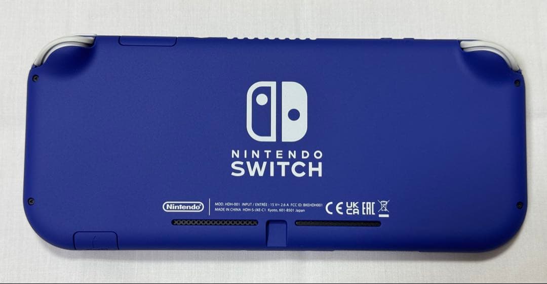 Nintendo Switch Lite ブルー 本体　本体ケース　充電器