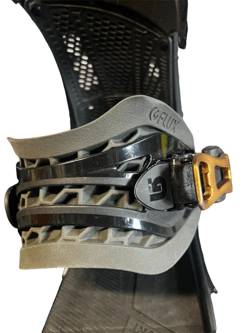 BURTON malavita Re : Flex ビンディング