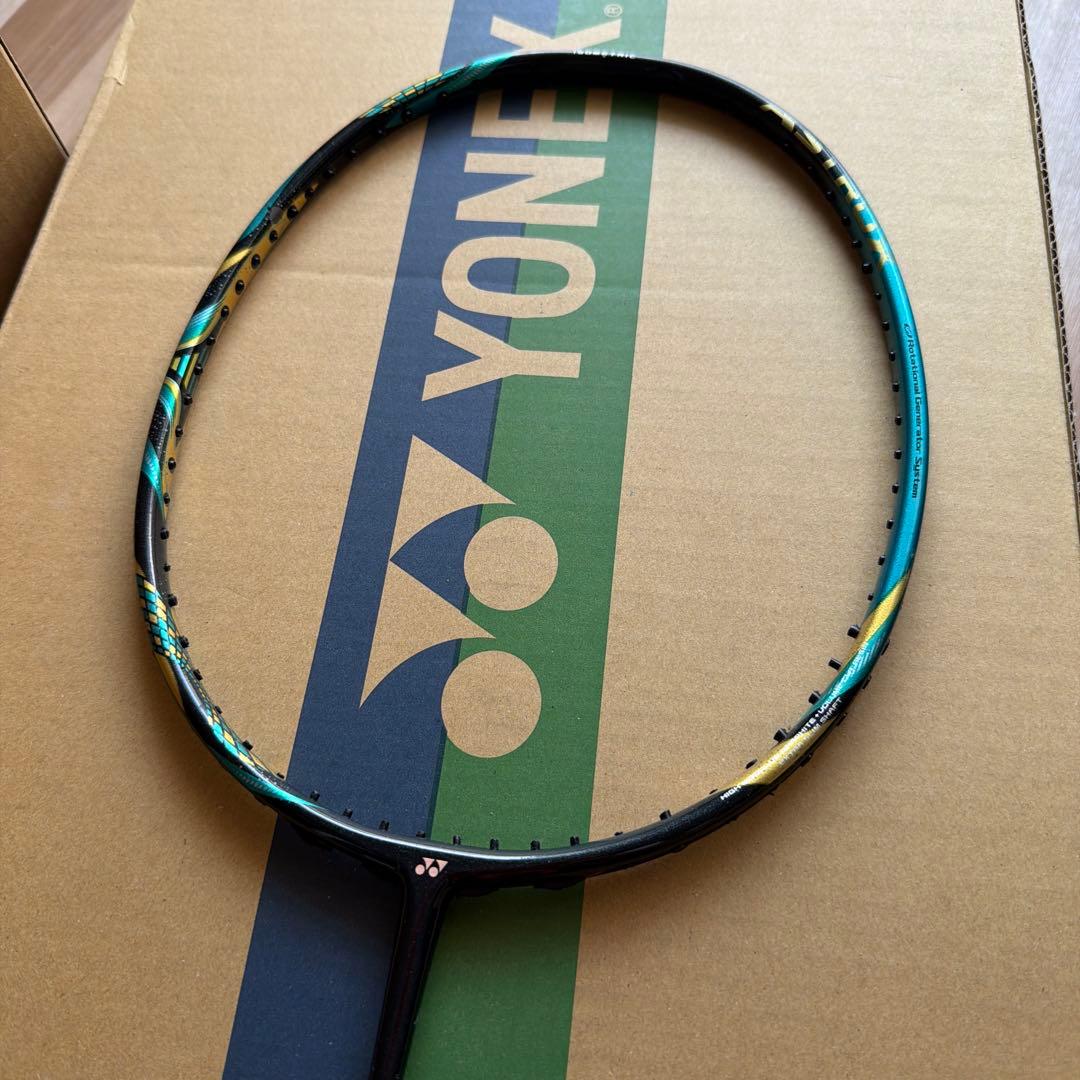 YONEX ASTROX 88S PRO バドミントンラケット　廃盤　初代