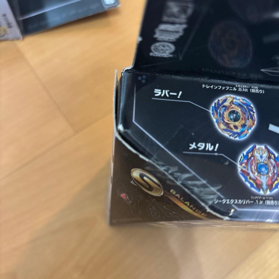 ベイブレードバースト　イベント限定　スプリガンレクイエム.O.Zt 金斧Ver.