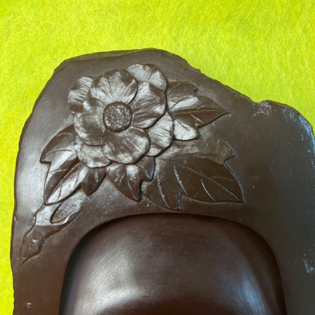 ⭕️赤間硯　牡丹花彫刻入り硯　女性好み　丘の全体に仕上げ塗料を塗布　赤間硯製硯師