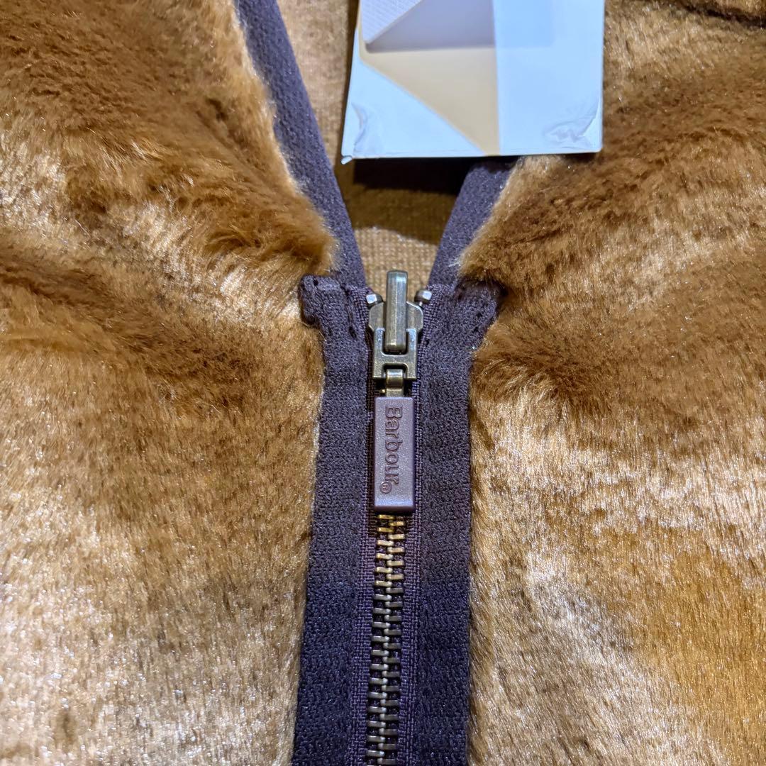 【新品未使用】Barbour バブアー ベスト　ファーライナー34