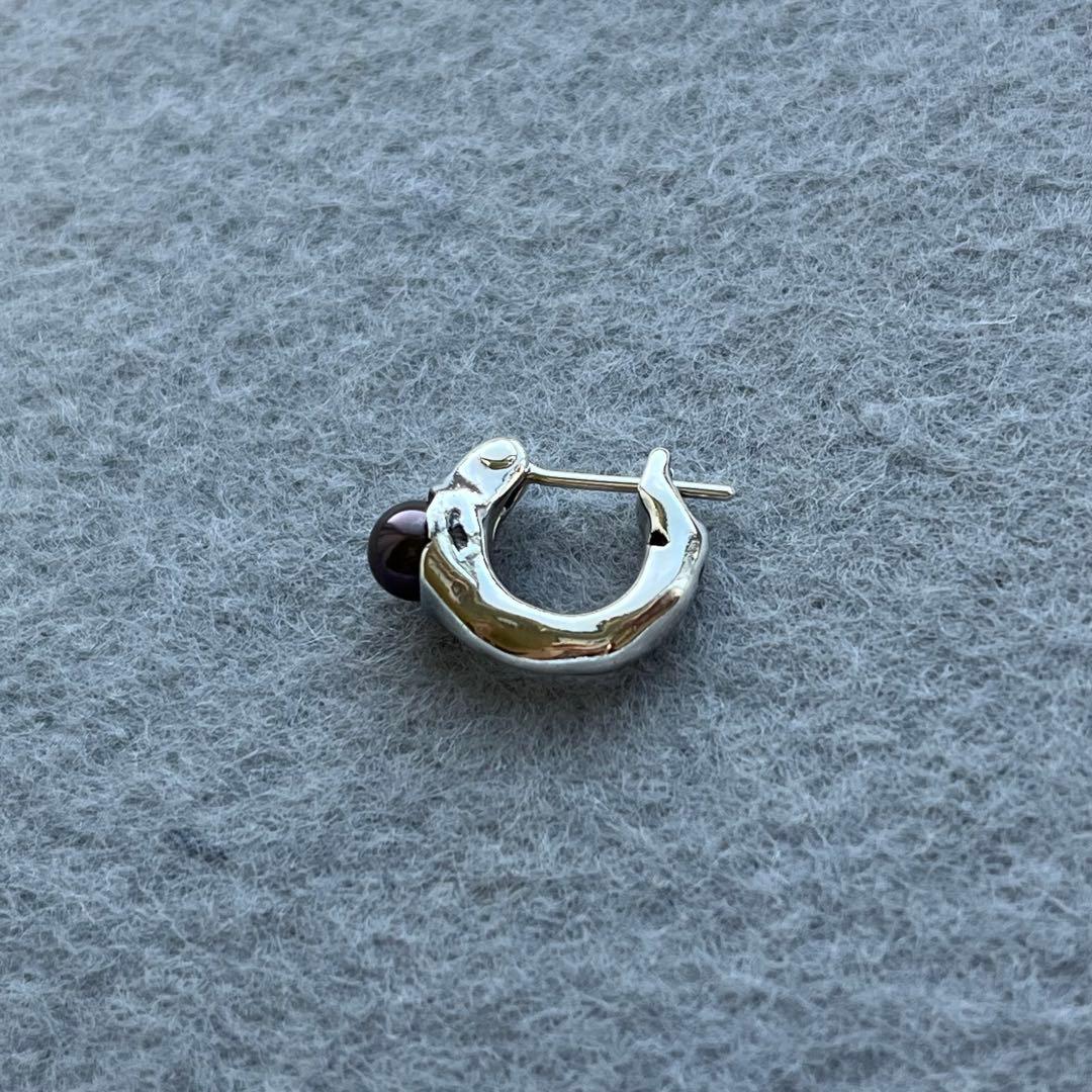e.m. ブラックパール シルバー フープ ピアス